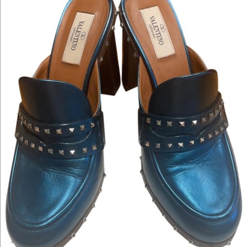 HOLIDAY PARTY PERFECT - Valentino Rockstud Mules